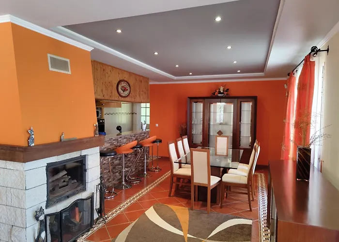 Casa Rosa - Vereda Da Ilha * Santana (Madeira)